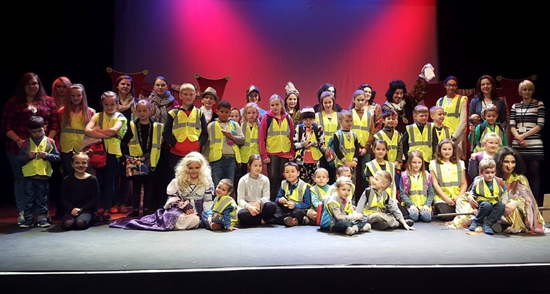 12822724_1213222152039781_588680261_o